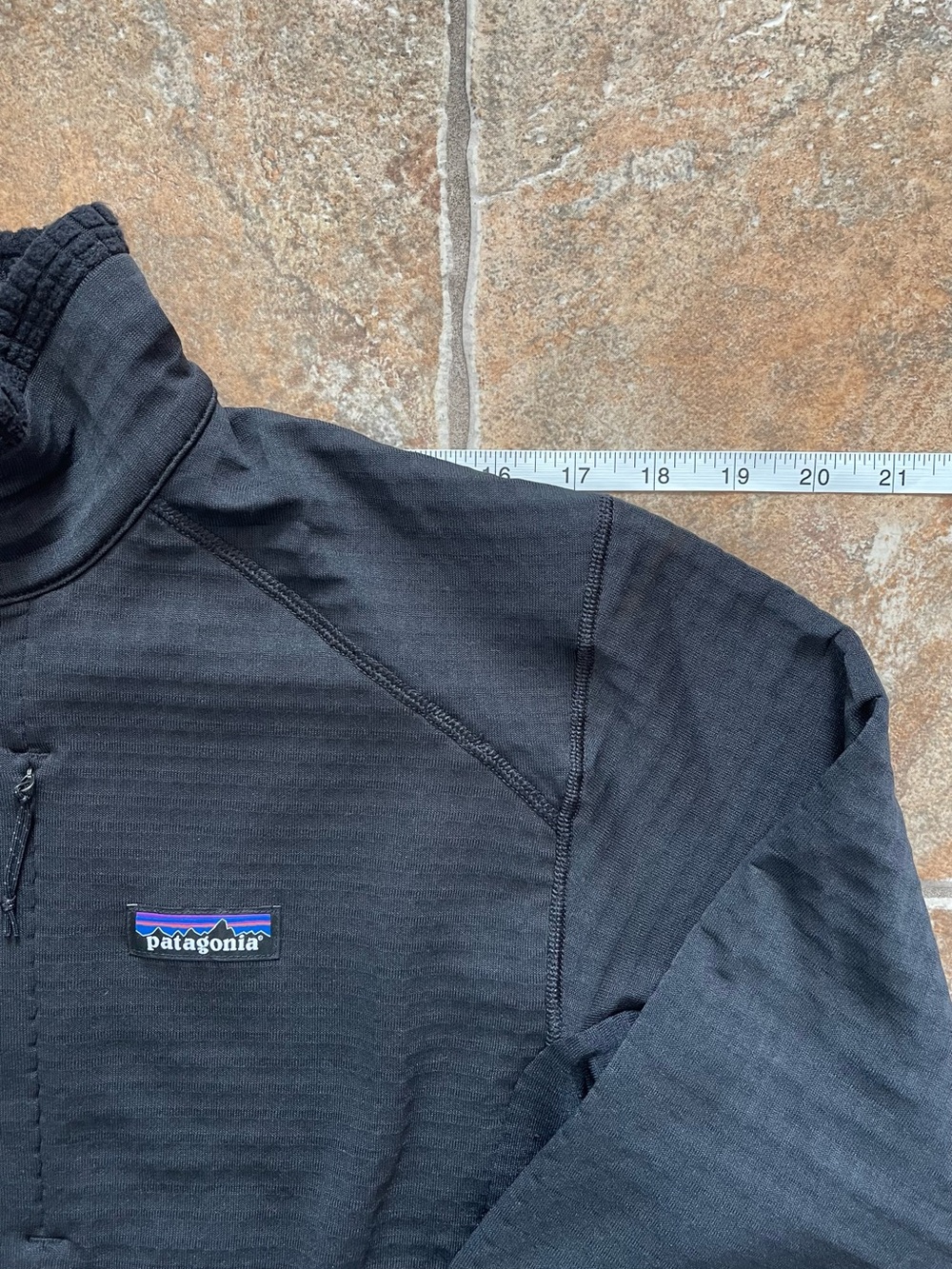 Men's R1® Fleece Pullover - Picture 4 of 7